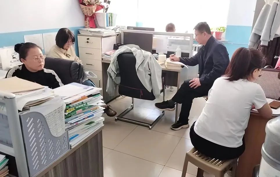 “积极备战,迎战中考”五原县第三中学开展中考调研活动 第24张