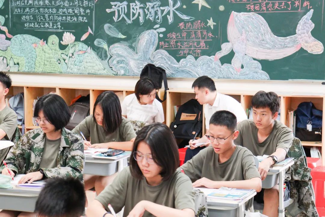 聚焦中考,助力成长|广大附中教育集团初三教师莅临我校指导初三中考备考 第14张 聚焦中考,助力成长|广大附中教育集团初三教师莅临我校指导初三中考备考 第14张