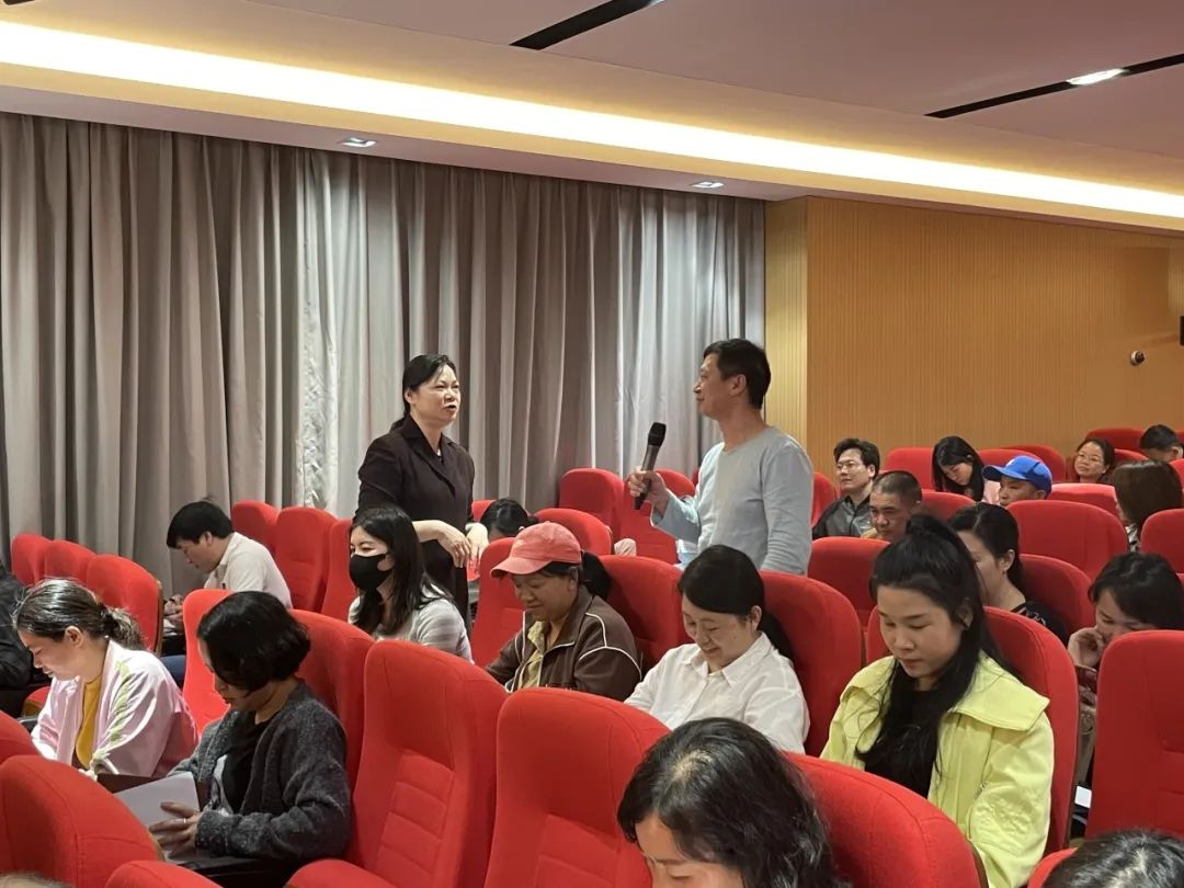 陪伴孩子 跨越中考--记青秀一中中考减压赋能团辅活动(家长版) 第11张 陪伴孩子 跨越中考--记青秀一中中考减压赋能团辅活动(家长版) 第11张