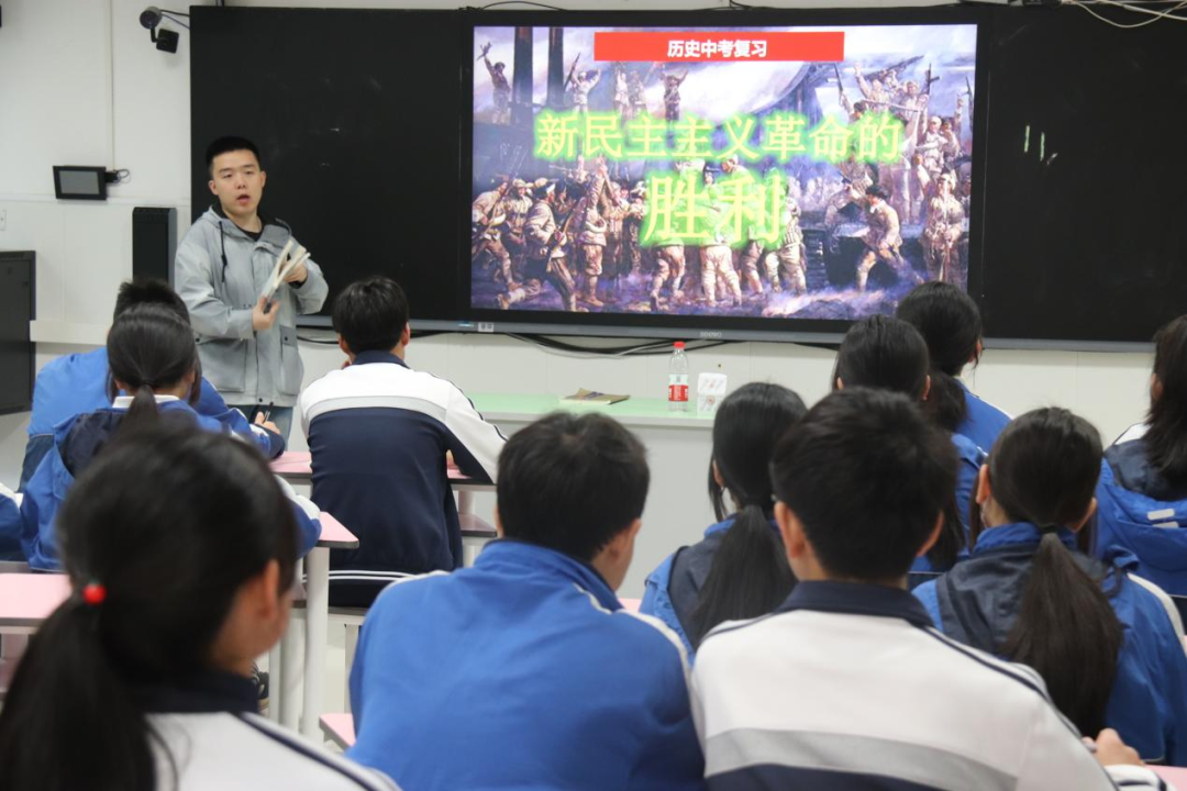 交流共讨备中考,名家点拨助成长——记浙江师范大学附属嘉善实验学校城乡教育共同体中考复习研讨活动 第20张 交流共讨备中考,名家点拨助成长——记浙江师范大学附属嘉善实验学校城乡教育共同体中考复习研讨活动 第20张