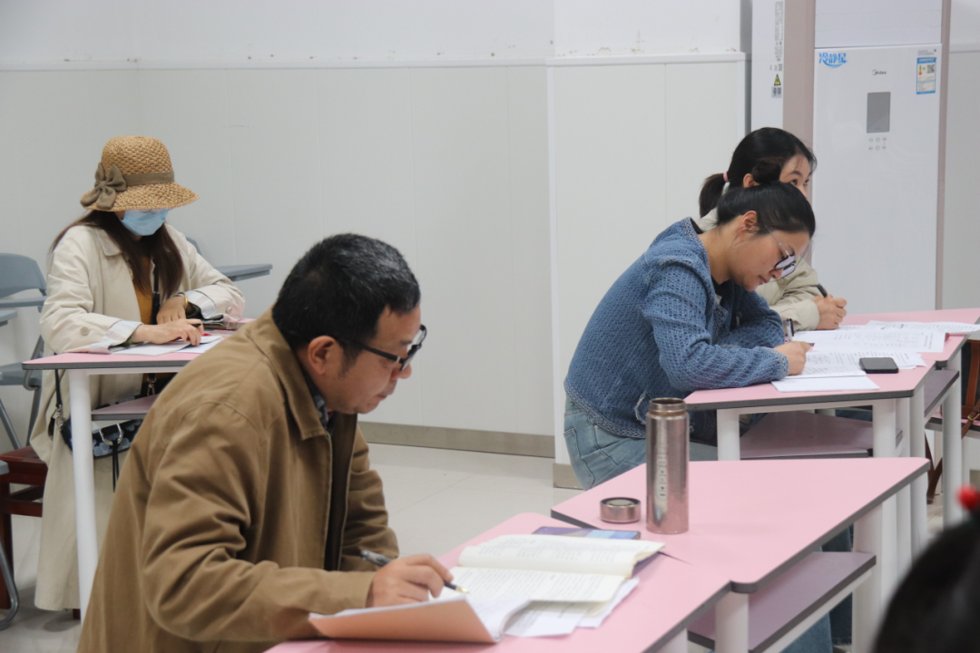 交流共讨备中考,名家点拨助成长——记浙江师范大学附属嘉善实验学校城乡教育共同体中考复习研讨活动 第21张 交流共讨备中考,名家点拨助成长——记浙江师范大学附属嘉善实验学校城乡教育共同体中考复习研讨活动 第21张