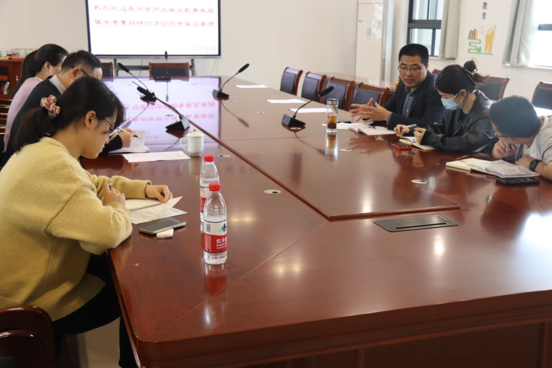交流共讨备中考,名家点拨助成长——记浙江师范大学附属嘉善实验学校城乡教育共同体中考复习研讨活动 第24张 交流共讨备中考,名家点拨助成长——记浙江师范大学附属嘉善实验学校城乡教育共同体中考复习研讨活动 第24张