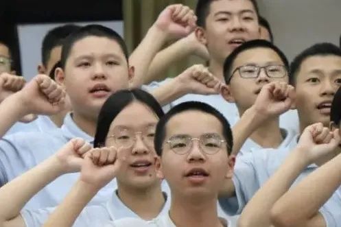 桃李春风凌云志,决胜生地“小中考”———漳州康桥学校八年级“小中考”誓师大会纪实 第45张