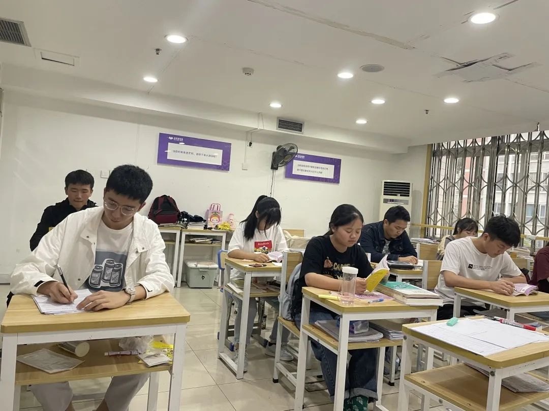 高考前最后冲刺,拼的就是这3件事!成功“逆袭”变“学霸”! 第2张 高考前最后冲刺,拼的就是这3件事!成功“逆袭”变“学霸”! 第2张