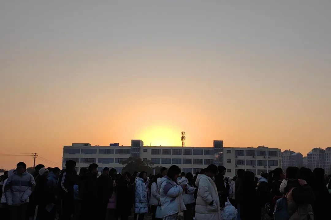 高考倒计时——30天,九月,愿你~我相聚在“南特” 第2张