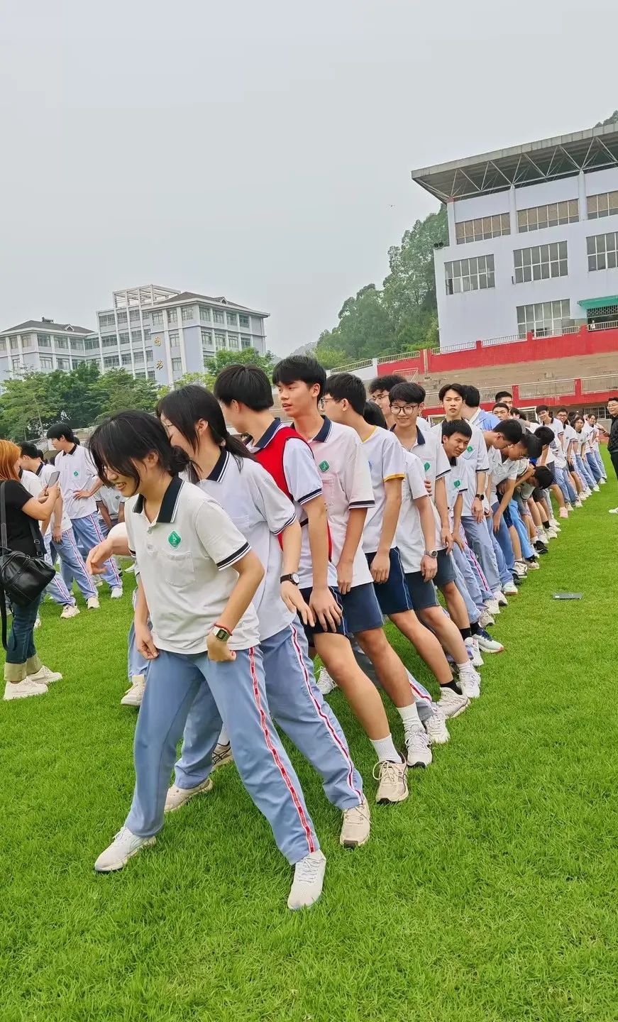 助力高考  与梦同行 —四会中学2024届高三学生减压赋能活动 第10张