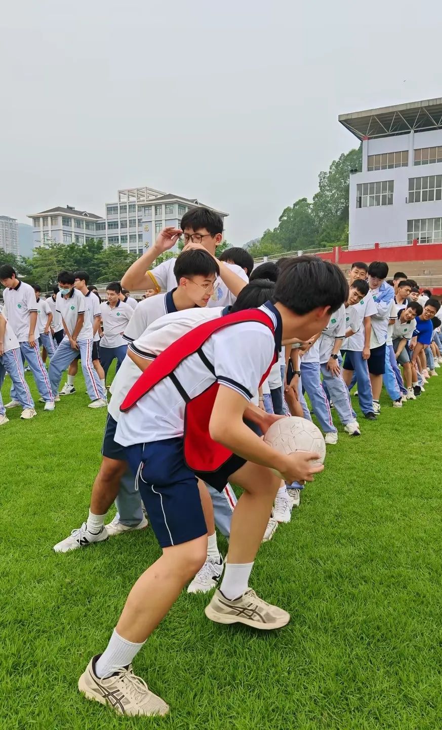 助力高考  与梦同行 —四会中学2024届高三学生减压赋能活动 第12张