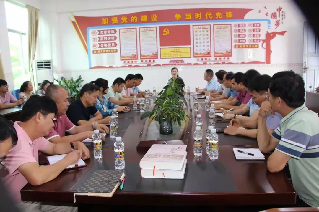 凝心聚力备中考,携手交流创新篇| 文昌市翁田中学赴文昌市文西中学开展中考备考交流活动 第3张
