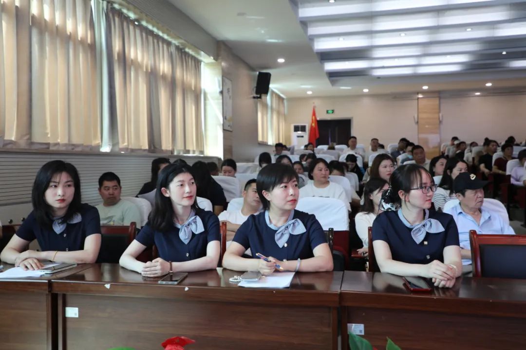 家校同心  温暖前行——曲江第九小学家长会召开 第15张