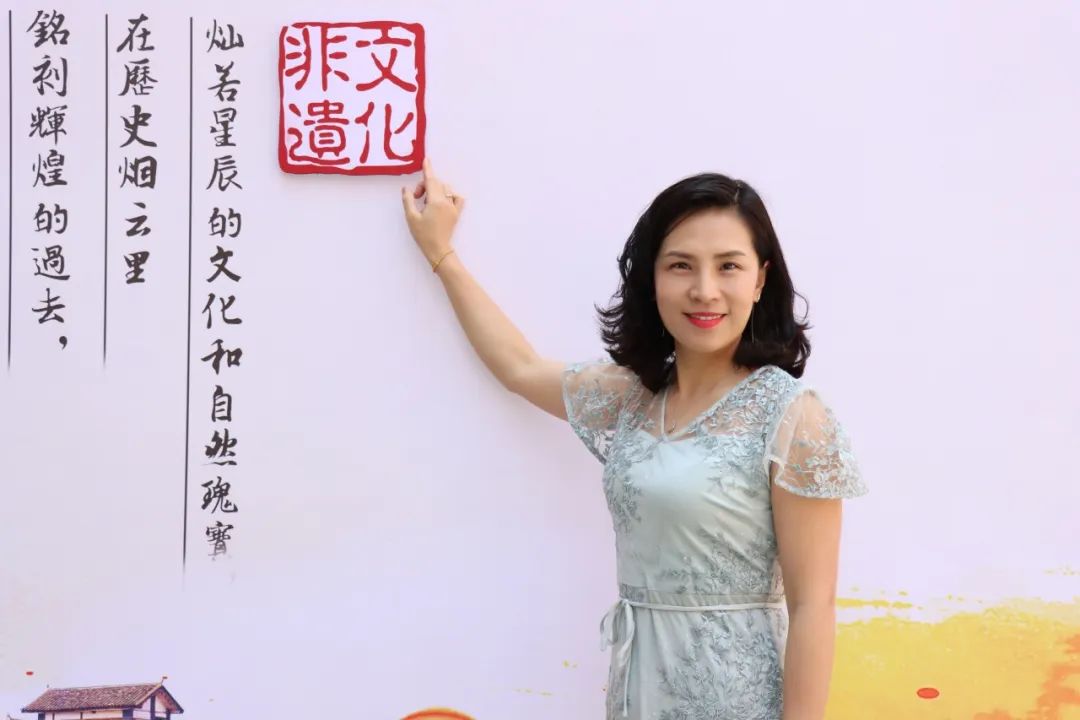 第十八届小学英语教师教学基本功展示暨教学观摩研讨会将在山东青岛召开 第46张 第十八届小学英语教师教学基本功展示暨教学观摩研讨会将在山东青岛召开 第46张