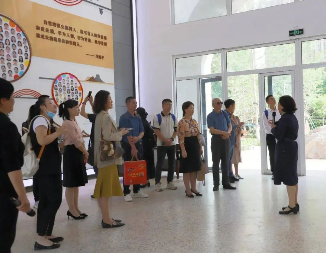 厦门市集美区第二届小学名校长团队赴濮阳市开德小学访问交流 第3张 厦门市集美区第二届小学名校长团队赴濮阳市开德小学访问交流 第3张