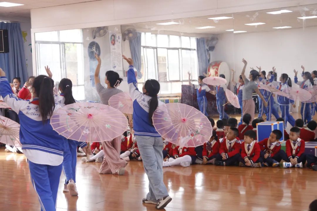 趣探小学,幼见成长——西昌市第二小学迎接红玉幼儿园参观活动 第26张