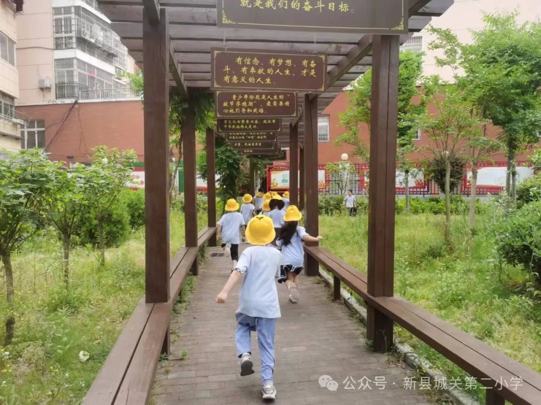 幼小衔接 双向奔赴——新县城关第二小学携手新县第二幼儿园开展“幼小衔接”活动 第9张 幼小衔接 双向奔赴——新县城关第二小学携手新县第二幼儿园开展“幼小衔接”活动 第9张