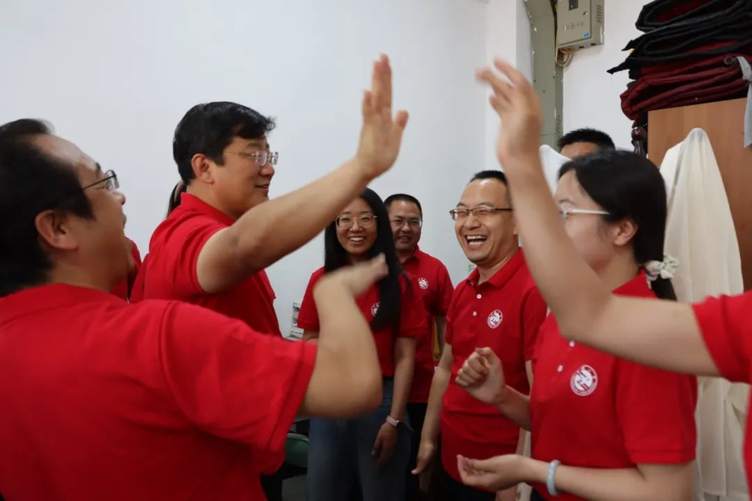 红色力量助燃高考!一中加油! 第12张 红色力量助燃高考!一中加油! 第12张