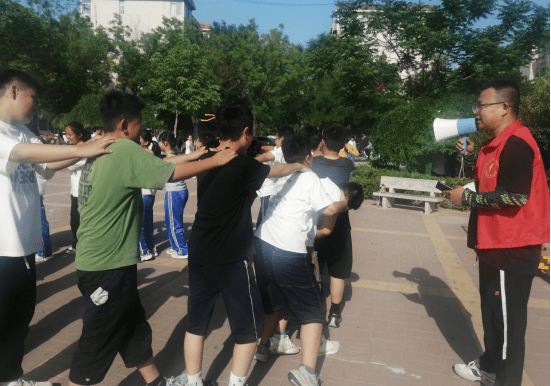 濮阳市油田第三小学开展心理健康服务进社区活动 第6张 濮阳市油田第三小学开展心理健康服务进社区活动 第6张