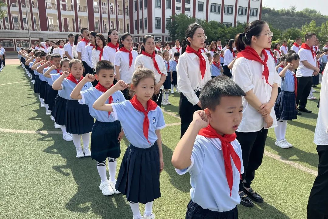 离石区廷亮小学少先队2024年入队系列活动纪实 第102张 离石区廷亮小学少先队2024年入队系列活动纪实 第102张