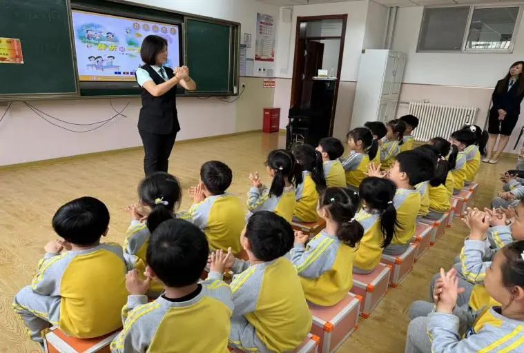【和乐辽源•幼小衔接】初探小学 礼遇成长——青岛辽源路小学幼小衔接校园开放日活动侧记 第25张 【和乐辽源•幼小衔接】初探小学 礼遇成长——青岛辽源路小学幼小衔接校园开放日活动侧记 第25张