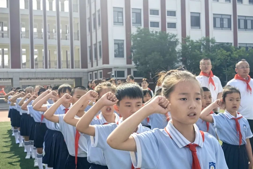 离石区廷亮小学少先队2024年入队系列活动纪实 第95张 离石区廷亮小学少先队2024年入队系列活动纪实 第95张