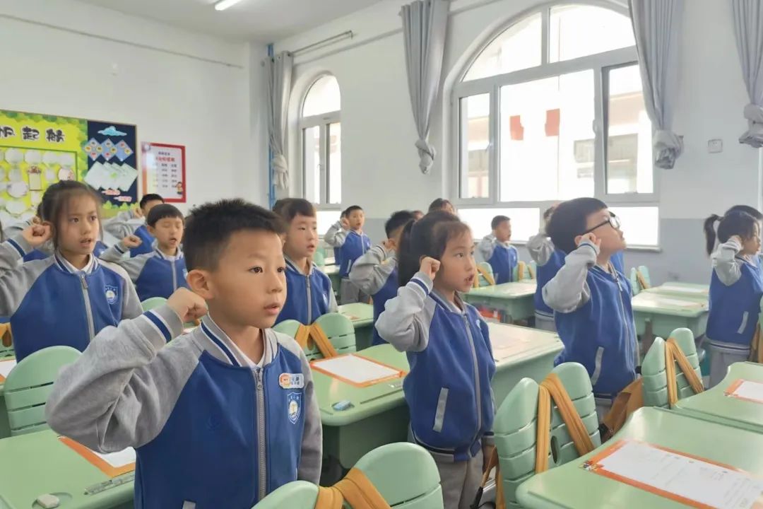 离石区廷亮小学少先队2024年入队系列活动纪实 第15张 离石区廷亮小学少先队2024年入队系列活动纪实 第15张