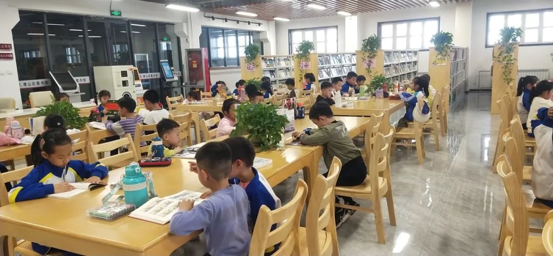 “悦”读时光  书香为伴——博山小学开展图书馆打卡活动 第18张