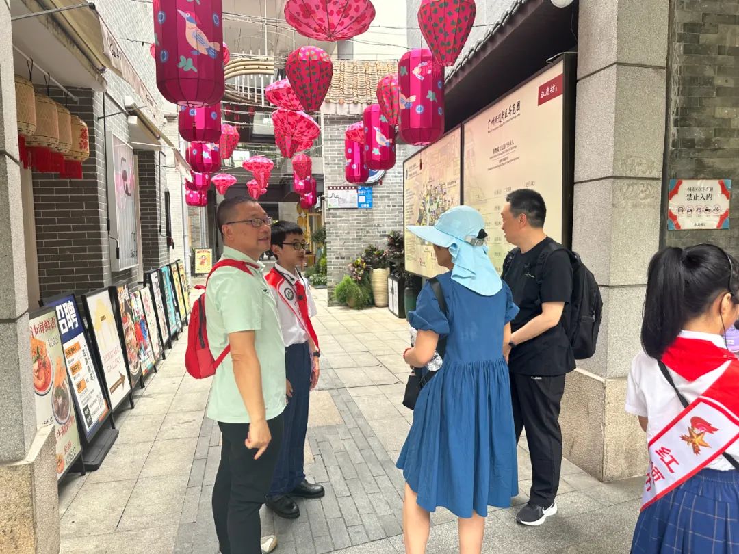 少先队 | 林凤娥小学红领巾讲解员到永庆坊开展非遗文化志愿宣讲活动 第15张 少先队 | 林凤娥小学红领巾讲解员到永庆坊开展非遗文化志愿宣讲活动 第15张