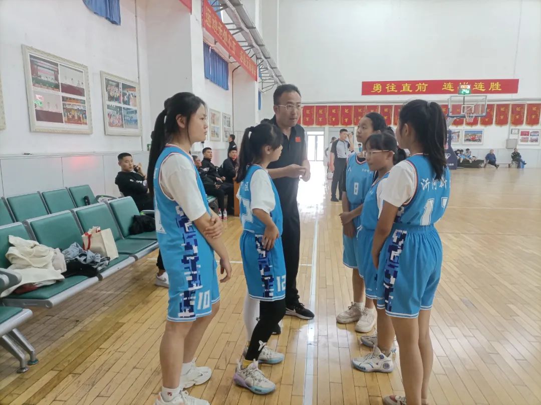 【喜报】临沂长安路小学篮球队荣耀时刻 第4张 【喜报】临沂长安路小学篮球队荣耀时刻 第4张