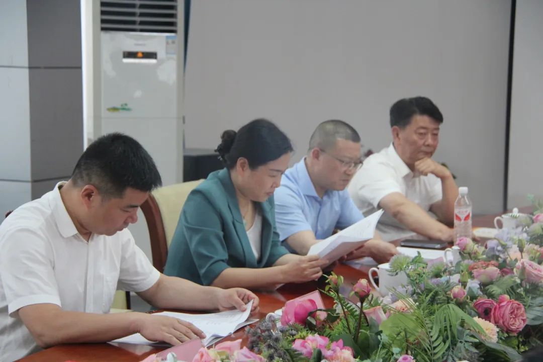 东郡小学迎接芙蓉区人大常委会伍艳飞主任以及 市、区人大代表一行调研视察 第15张 东郡小学迎接芙蓉区人大常委会伍艳飞主任以及 市、区人大代表一行调研视察 第15张