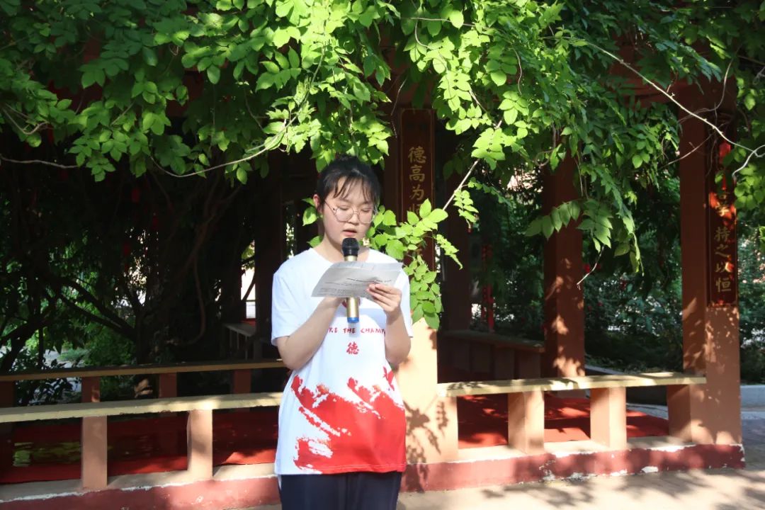 祈福高考  放飞梦想丨青县明德中学高三高考许愿祈福仪式 第4张