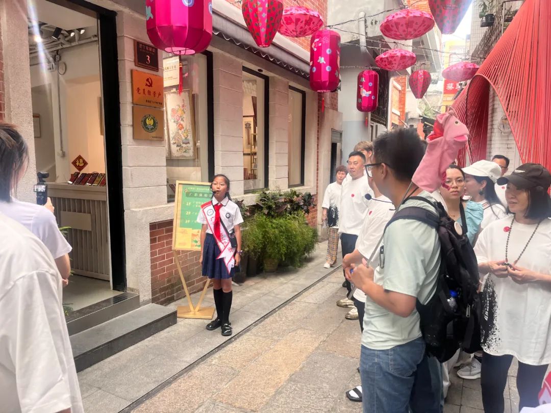 少先队 | 林凤娥小学红领巾讲解员到永庆坊开展非遗文化志愿宣讲活动 第14张 少先队 | 林凤娥小学红领巾讲解员到永庆坊开展非遗文化志愿宣讲活动 第14张