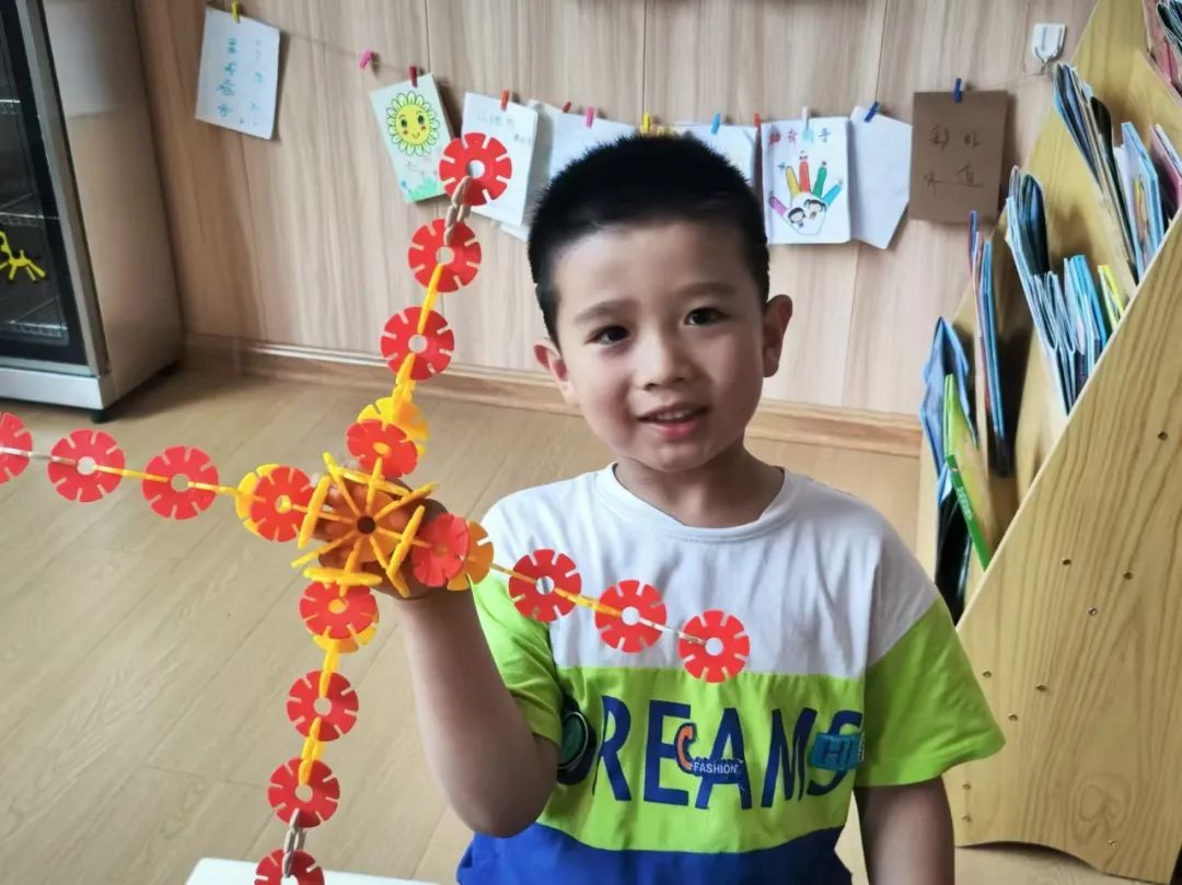 书香满园 浸润童心——世纪城小学附属幼儿园绘本阅读专栏(第六期) 第2张