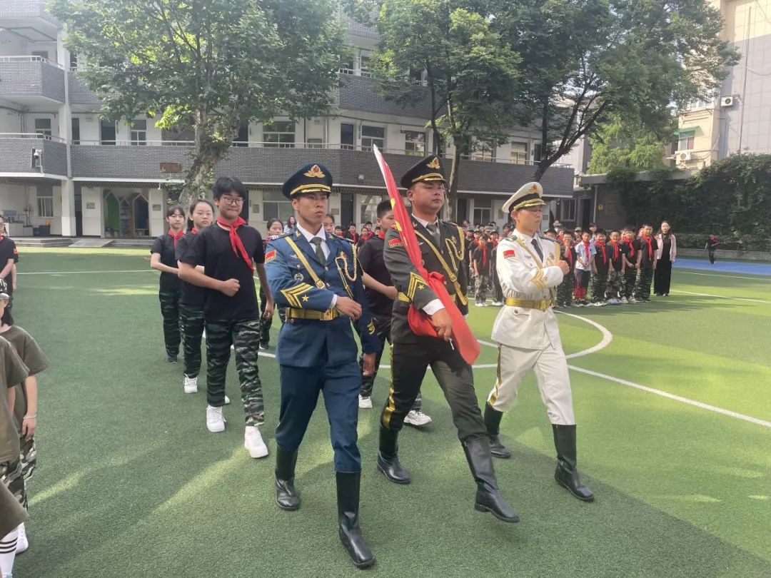 【回声嘹亮·德育】南京市回龙桥小学举行第八届绿色国防节开幕式 第7张 【回声嘹亮·德育】南京市回龙桥小学举行第八届绿色国防节开幕式 第7张