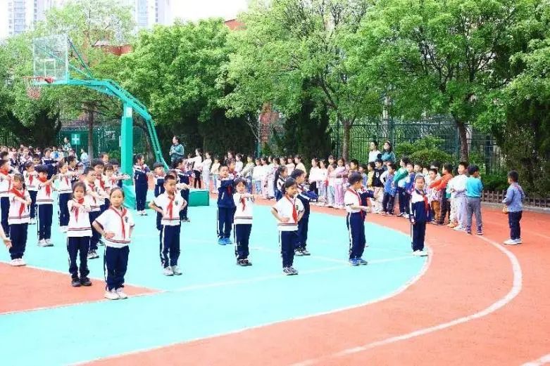 【和乐辽源•幼小衔接】初探小学 礼遇成长——青岛辽源路小学幼小衔接校园开放日活动侧记 第33张 【和乐辽源•幼小衔接】初探小学 礼遇成长——青岛辽源路小学幼小衔接校园开放日活动侧记 第33张