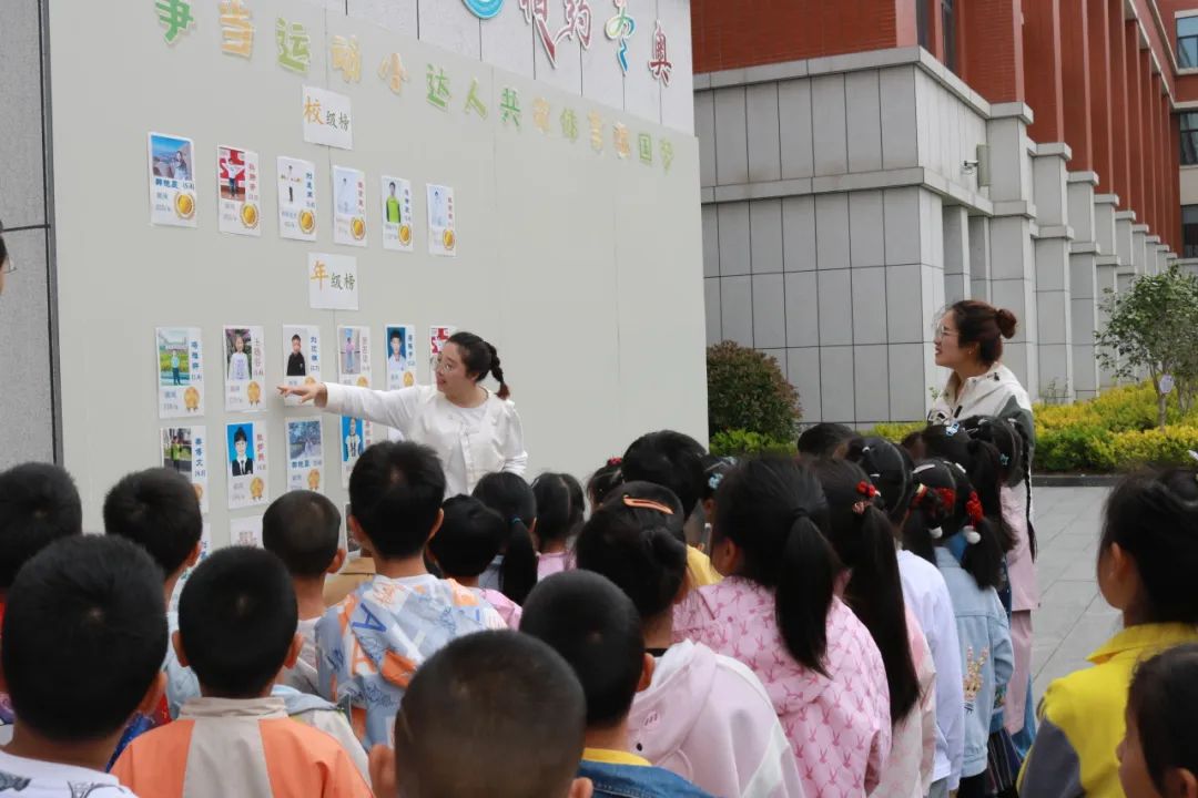 【全环境立德树人•观海动态】你好,小学——我园大班参观实验小学活动 第18张 【全环境立德树人•观海动态】你好,小学——我园大班参观实验小学活动 第18张