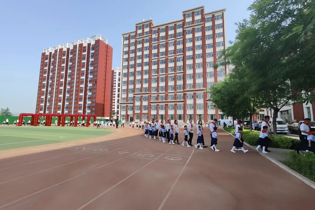 离石区廷亮小学少先队2024年入队系列活动纪实 第118张 离石区廷亮小学少先队2024年入队系列活动纪实 第118张