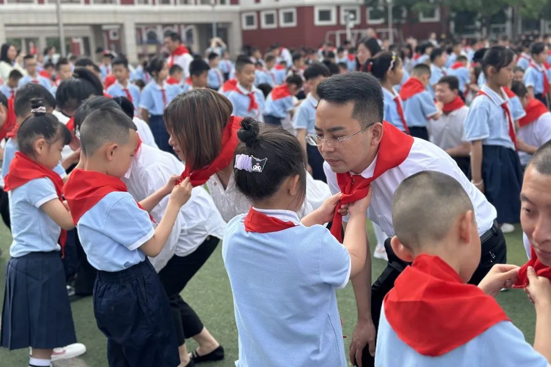 离石区廷亮小学少先队2024年入队系列活动纪实 第62张 离石区廷亮小学少先队2024年入队系列活动纪实 第62张