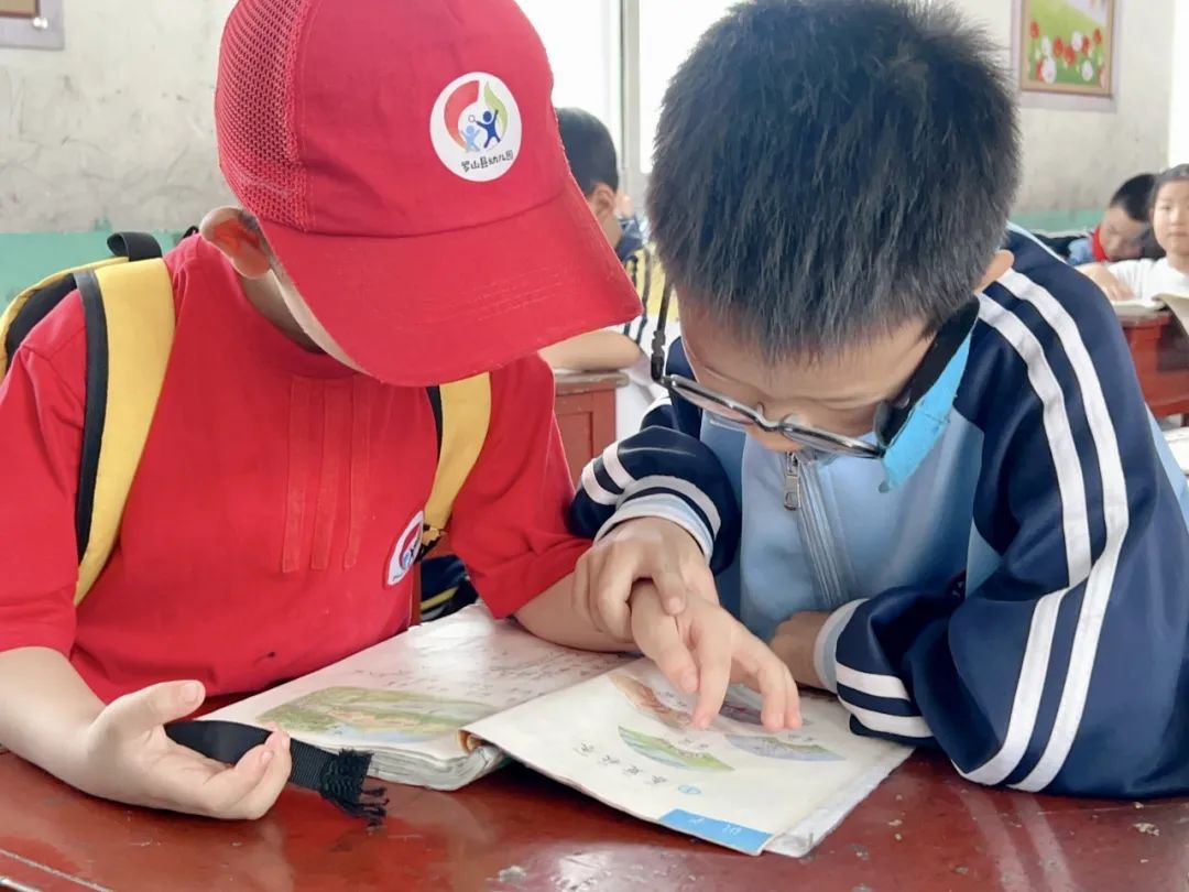 初遇小学,筑梦成长—罗山县幼儿园参观回民小学活动 第33张