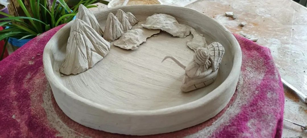 建设街小学:诗与陶瓷的交融 浪漫与现实的展现 第1张