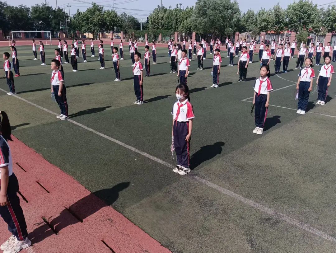 实小动态丨坊子区实验小学举行阳光大课间展示活动 第6张