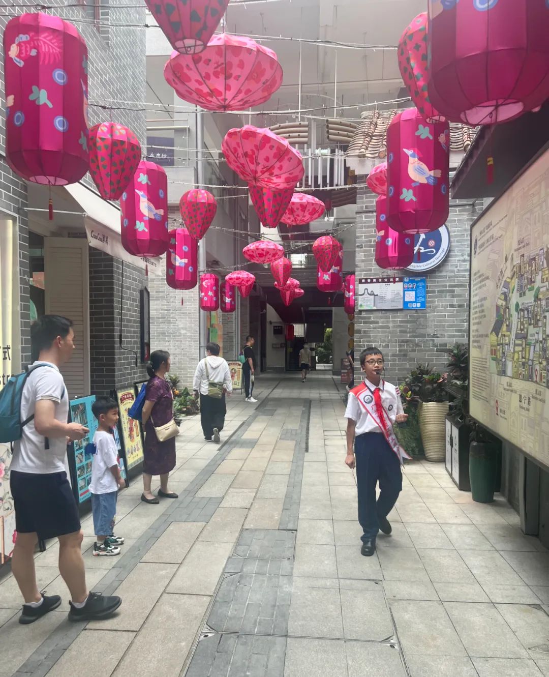少先队 | 林凤娥小学红领巾讲解员到永庆坊开展非遗文化志愿宣讲活动 第13张 少先队 | 林凤娥小学红领巾讲解员到永庆坊开展非遗文化志愿宣讲活动 第13张