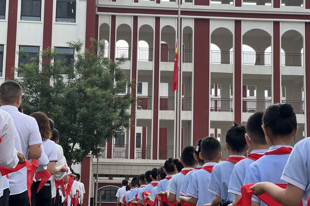 离石区廷亮小学少先队2024年入队系列活动纪实 第49张 离石区廷亮小学少先队2024年入队系列活动纪实 第49张