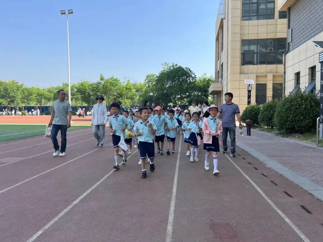常青藤幼儿园:小学,我们来啦! 第42张 常青藤幼儿园:小学,我们来啦! 第42张