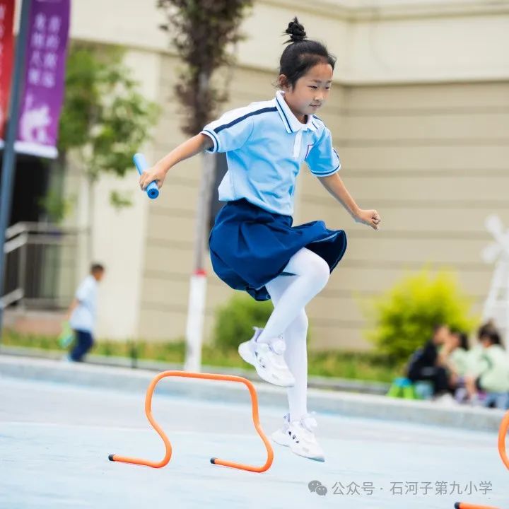 石河子第九小学“龙图大展 青衿致远”首届体艺节暨建校两周年庆典 第44张 石河子第九小学“龙图大展 青衿致远”首届体艺节暨建校两周年庆典 第44张