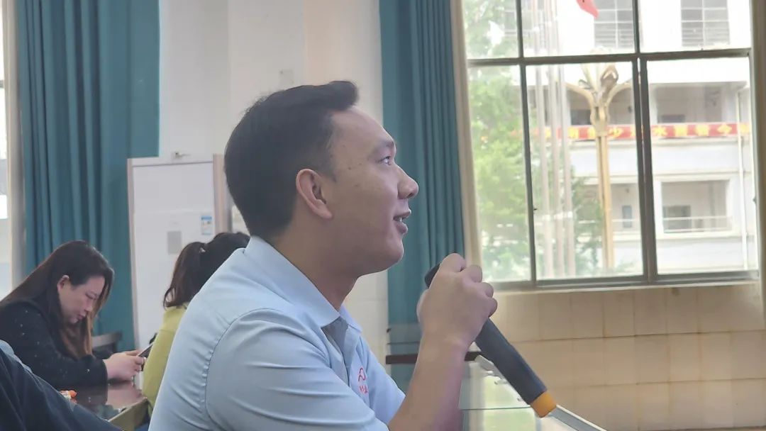【心理专家临指导,家校联合迎中考】湖里中学毕业班家长缓解中考压力专题讲座 第3张 【心理专家临指导,家校联合迎中考】湖里中学毕业班家长缓解中考压力专题讲座 第3张