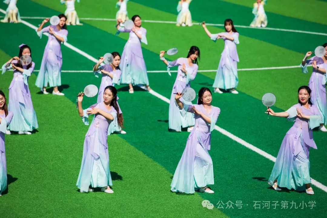 石河子第九小学“龙图大展 青衿致远”首届体艺节暨建校两周年庆典 第32张 石河子第九小学“龙图大展 青衿致远”首届体艺节暨建校两周年庆典 第32张