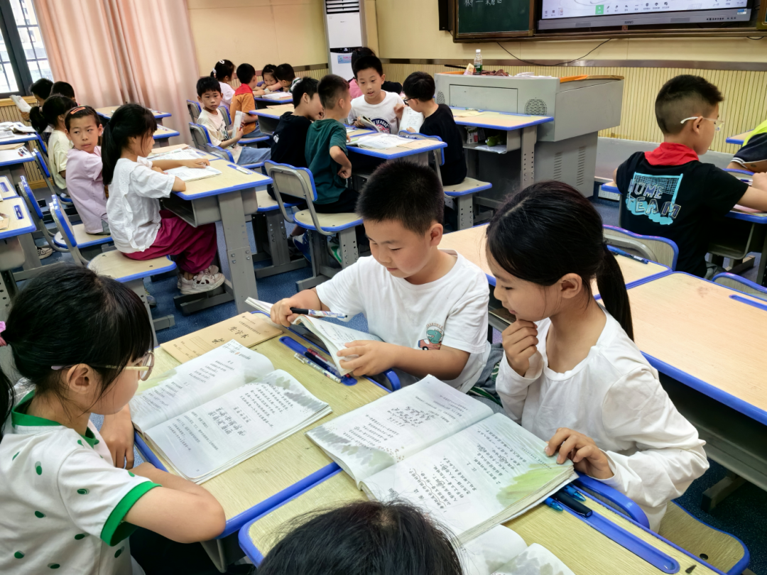 【长兴湖小学〡清润风趣】践行五磨教学法 悦读慧享共成长——长兴湖小学语文教研组开展五磨教学课例展示活动 第9张