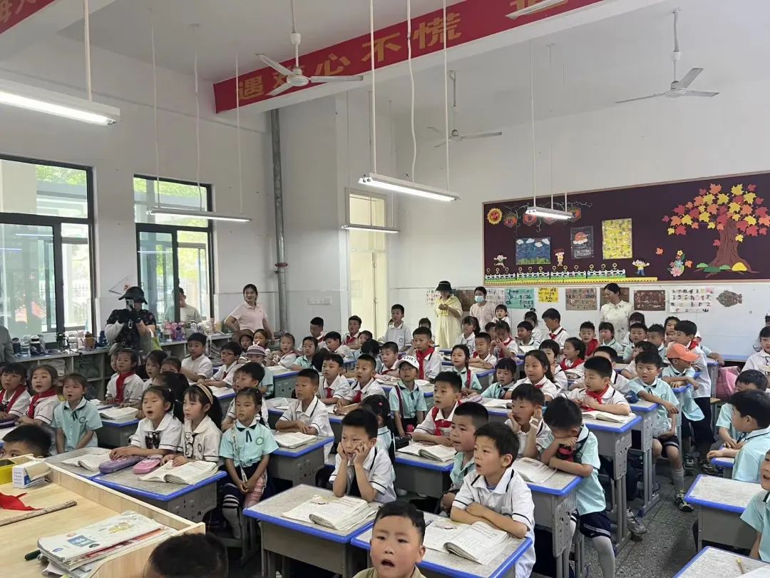 常青藤幼儿园:小学,我们来啦! 第47张 常青藤幼儿园:小学,我们来啦! 第47张
