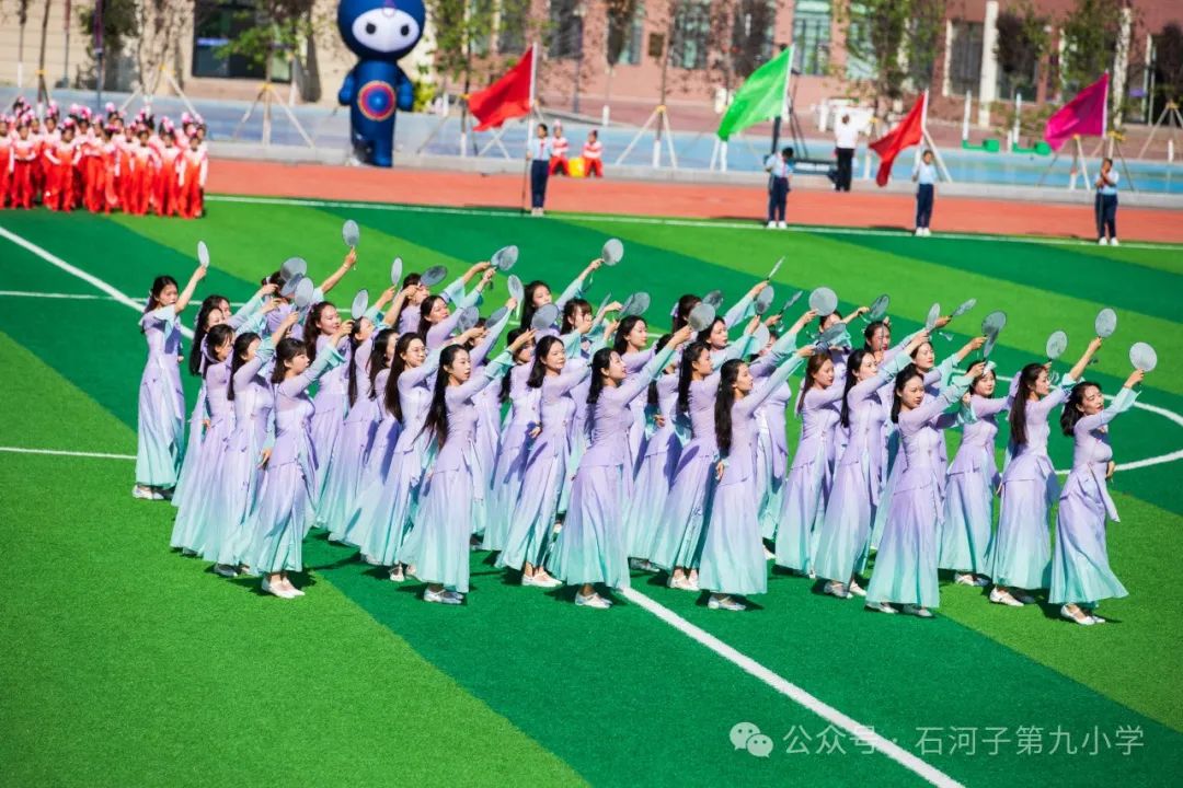 石河子第九小学“龙图大展 青衿致远”首届体艺节暨建校两周年庆典 第33张 石河子第九小学“龙图大展 青衿致远”首届体艺节暨建校两周年庆典 第33张
