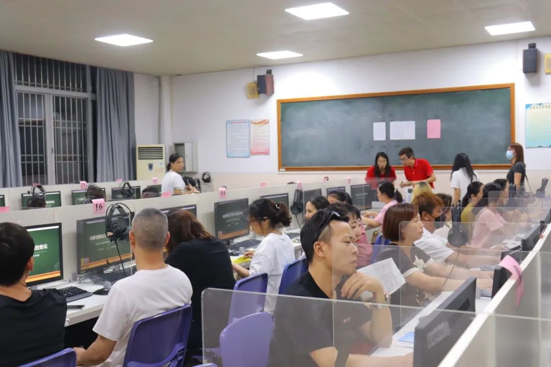 【家校共育】助力中考,为梦护航——杏联中学召开初三级家长会 第11张