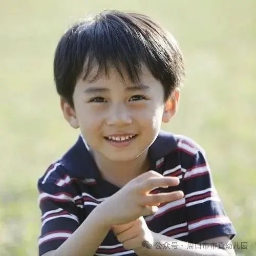 走进小学 共赴成长——周口市市直幼儿园大班幼儿参观小学活动 第4张 走进小学 共赴成长——周口市市直幼儿园大班幼儿参观小学活动 第4张