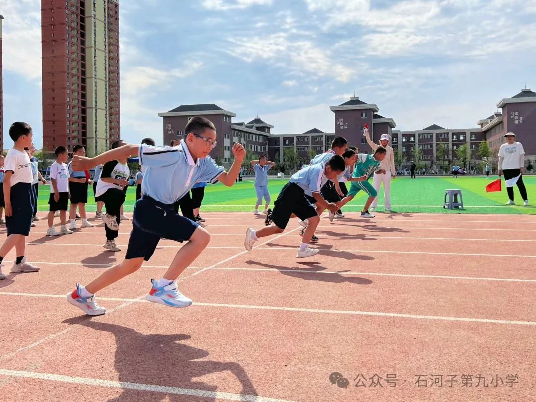 石河子第九小学“龙图大展 青衿致远”首届体艺节暨建校两周年庆典 第50张 石河子第九小学“龙图大展 青衿致远”首届体艺节暨建校两周年庆典 第50张